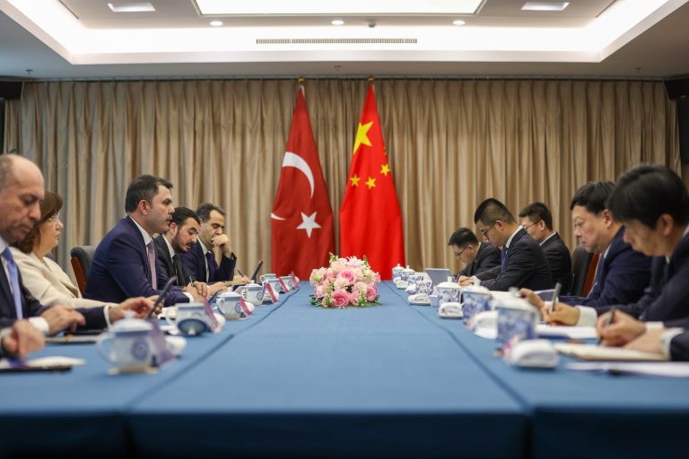 HIMK6ZtXcAAh1OV